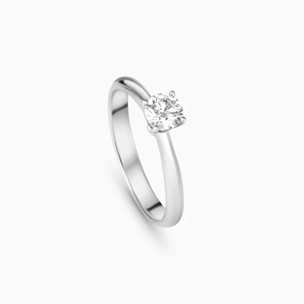 40386_1_Kooheji_Jewellery_AlFarah_Solitaire-Ring_WG_K001-017-000513-DIA-R-WT-RD-VVS1-VS-SI-G-H-1.webp