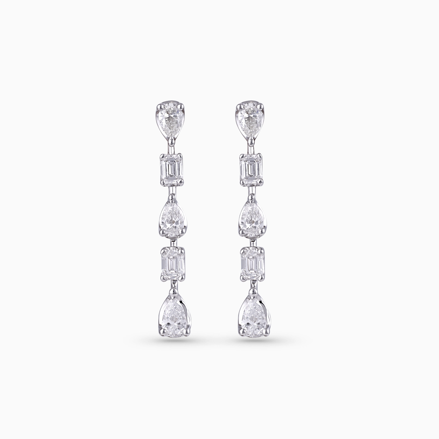 40401_3_Kooheji_Jewellery_Bridal_Lset_Earring_WG_K001-001-000380-L-DIA-WT-OO.webp