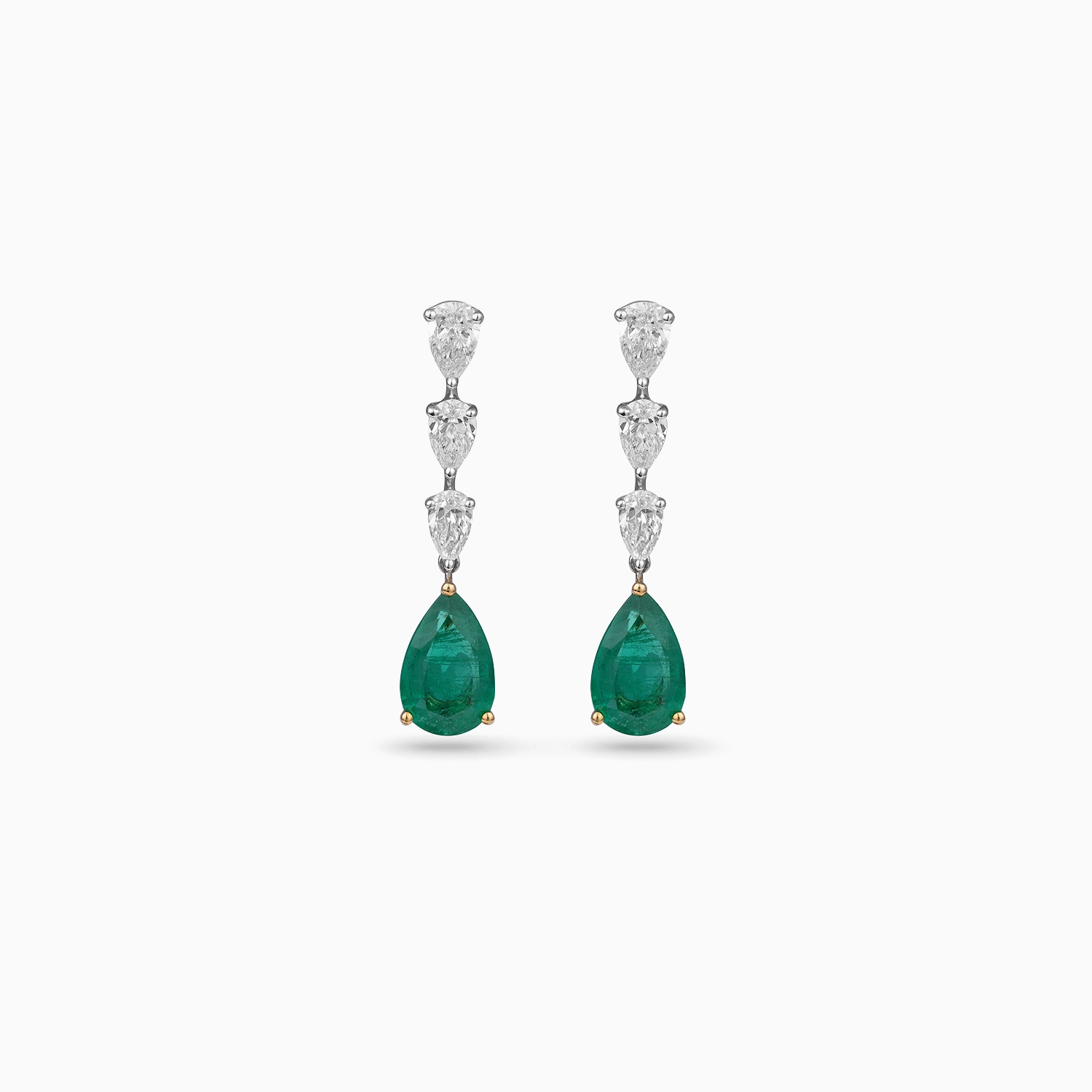 40413_3_Kooheji_Jewellery_Bridal_Tset_Earring_WG_K001-001-001041-T-EMR-MX-OO.webp