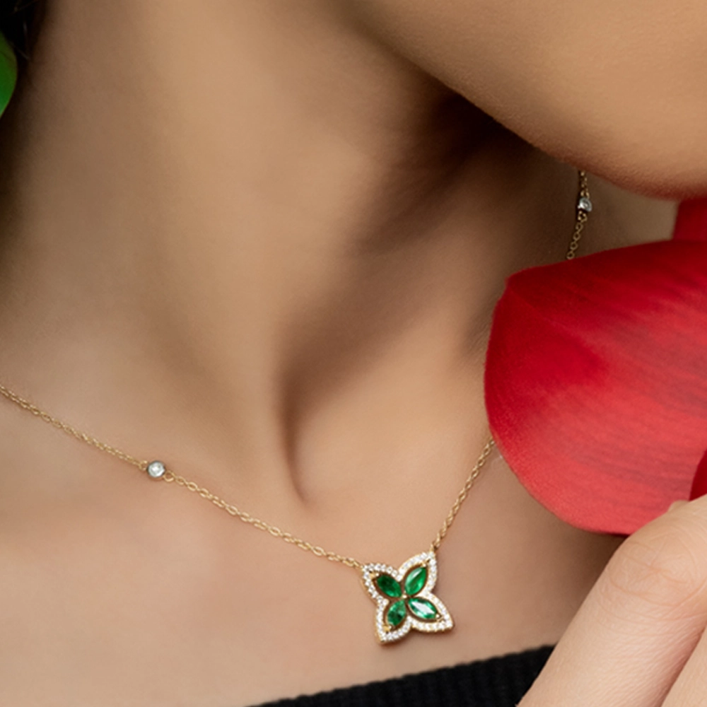 3_Kooheji_Jewellery_Fajer_Collections_Necklace_PG_K003-001-000220-EMR-P-PK-OO-SI-G-H