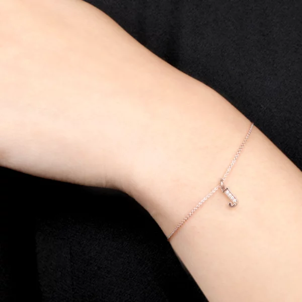 6_Kooheji_Jewellery_Alphabets_of_love_Bracelet_PG_K002-008-000008-DIA-A-PK-OJ-SI-G-H