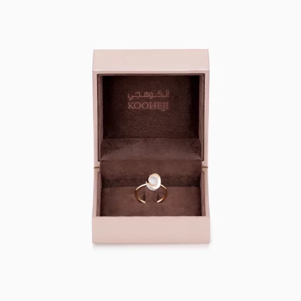 50012_6_Kooheji_Jewellery_Mawj_Collections_Ring_YG_K002-011-000166-DIA-R-YL-OV.webp